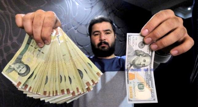 جرات و اراده یکسانسازی نرخ ارز در دولت یازدهم وجود ندارد/ تکنرخی کردن ارز را فراموش کنید