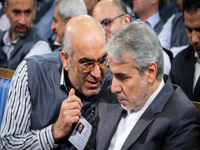مرکز آمار سربازان، کارآموزان، محصلان دارای کار پاره‌وقت و کارکنان فامیلی را هم شاغل حساب می‌کند!