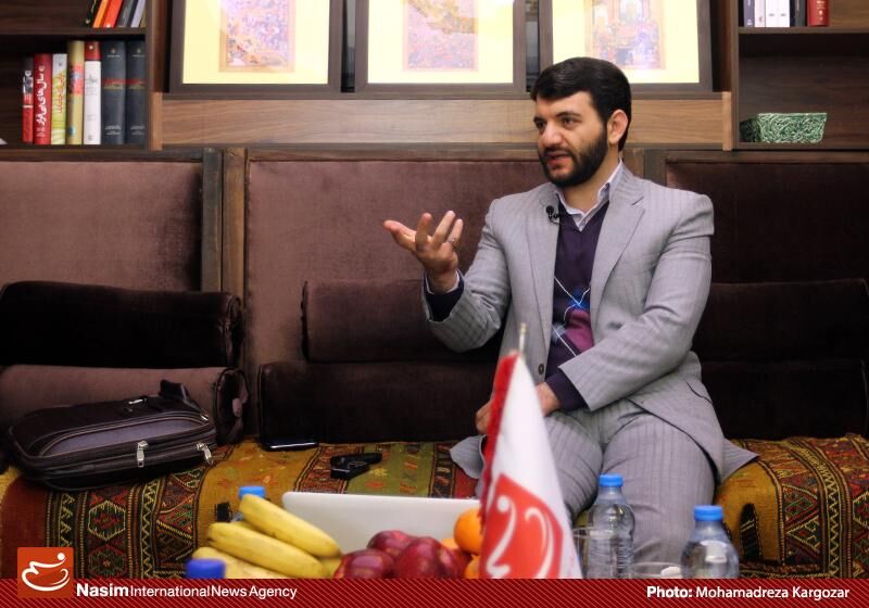 دولت روحانی فقط سالی 300 هزار شغل ایجاد کرد/ هنوز در رکودیم/ نرخ بیکاری 1.7 درصد افزایش یافته است