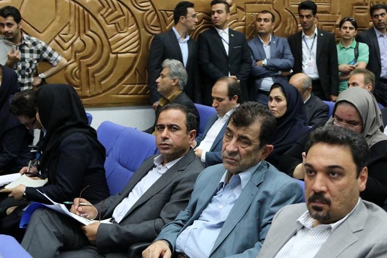 مدیران خستهِ بازنشسته در 30 شرکت بیمهای!