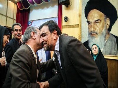 حاجی‌دلیگانی: "عادل آذر" به خاطر آماردهی غلط درباره حقوق‌های نجومی استیضاح می‌شود