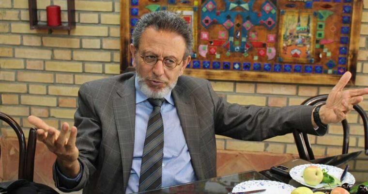 دولت یازدهم اگر می‌دانست نمی‌تواند دلار را تک نرخی کند، چرا قول داد؟!/ دولت حق ندارد برای مدیریت بازار ارز کسی را تهدید کند