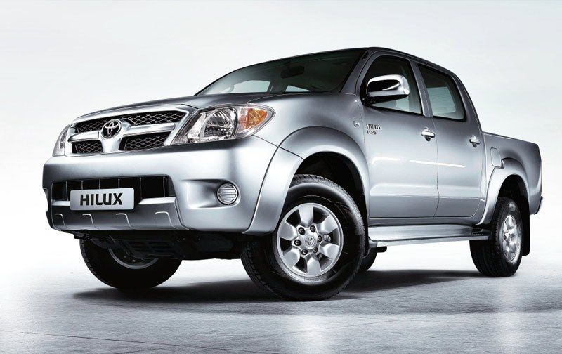 ممنوعیت واردات خودروهای 2500 سی سی به بالا در سال 96