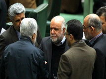 چشم‌پوشی زنگنه از سود 100 میلیارد دلاری ماندگاری کارت سوخت!/ لجاجت زنگنه برای حذف کارت سوخت ادامه دارد