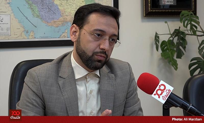 نقدینگی همچنان در حال باز تولید است