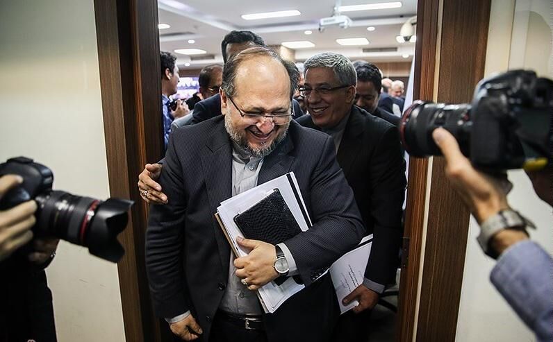 محمد شریعتمداری استعفا داد/ استعفای وزیر صنعت مورد قبول رئیس جمهور واقع شد