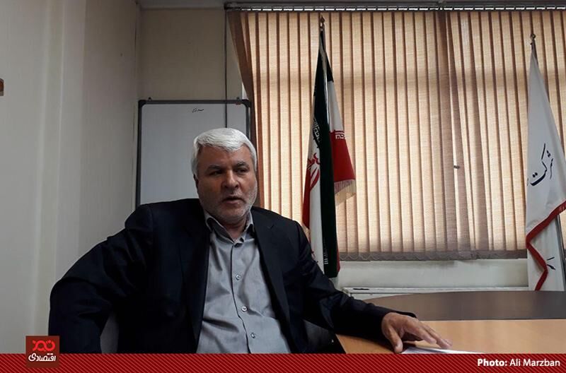 ارزش سهام هلدینگ شاهد در بازار سهام خیلی کمتر از ارزش دارایی آن است