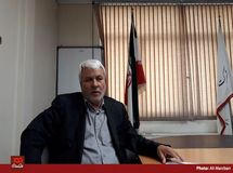 ارزش سهام هلدینگ شاهد در بازار سهام خیلی کمتر از ارزش دارایی آن است