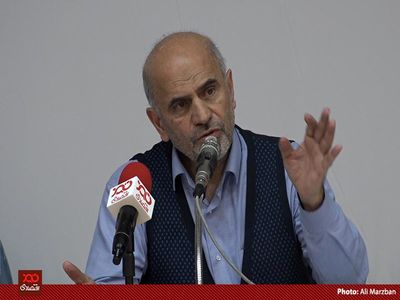 یکی از کانون‌های کلیدی فساد و تحمیل وابستگی ذلت آور در اقتصاد ایران الگوی کنونی تجارت خارجی است/ توزیع رانت 400 هزار میلیارد تومانی تجارت خارجی در کم‌گویی و زیاده‌گویی اقلام وارداتی!