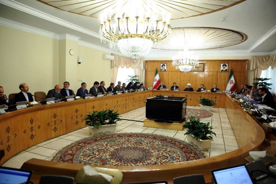 15 شرکت دولتی بیش از 85 درصد بودجه 1200 هزار میلیارد تومانی شرکتهای دولتی را میبلعند! + نمودار