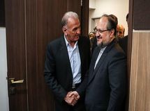 بررسی 8 وعده یک وزیر!/ آقای شریعتمداری! چرا هیچ یک از قول هایی که دادید محقق نشد؟!