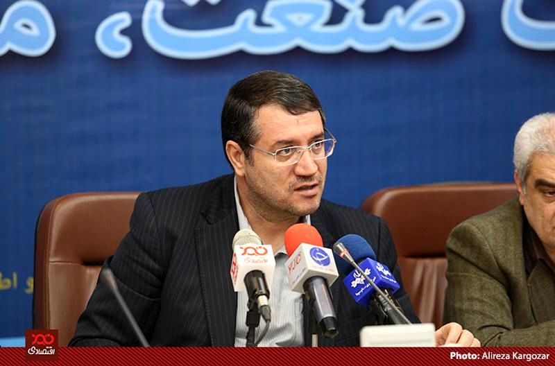 نارضایتی فعالان اقتصادی از اظهارات وزیر صنعت در اتاق بازرگانی/ آمدن رضا رحمانی وضعیت تنظیم بازار کالاهای اساسی را بدتر کرد