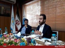 برای کشوری مثل ما که بیکاری بالایی دارد، تثبیت و کنترل نرخ ارز کُشنده است/ افزایش نرخ ارز به منظور حمایت از کالای ایرانی یک اجبار است