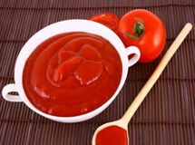 هر کیلو رب گوجه فرنگی صادراتی 10 هزار تومان ارزان‌تر از داخل!