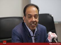 بر چه اساسی قیمت دلار در فروردین پارسال ۴۲۰۰ تومان تعیین شد!