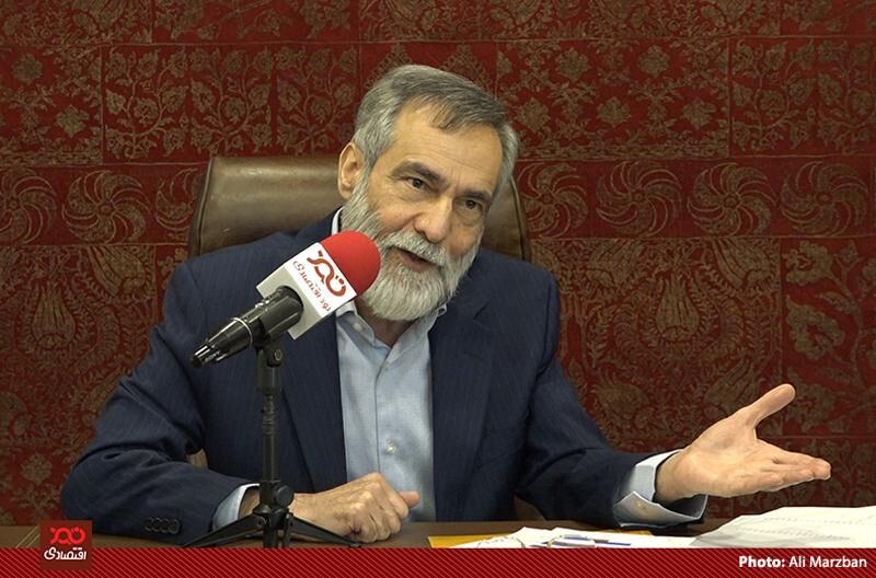 نرخ واقعی تورم بالای 60 درصد است/ آمار تورم با خریدهایی که انجام می‌دهیم تطابق ندارد