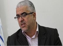 3 یا 4 تا از وزرای روحانی بریده‌اند و آماده استعفا هستند/ برخی از وزارتخانه‌ها تعطیل هستند/ دولت در مواقع حساس توان تصمیمات شجاعانه را ندارد