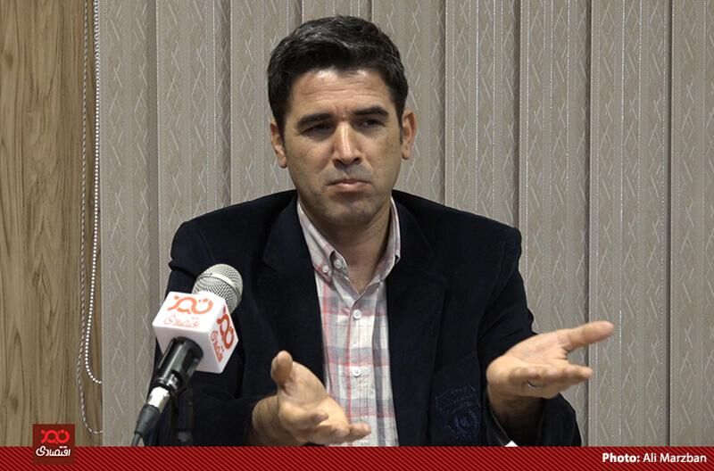 رئیس جمهور در حوزه اقتصادی کاملا دستش باز است/ اگر رئیس دولت میگوید اختیاراتم کم است، دلیلش ضعف در 6 سال اخیر است/ افزایش اختیارات فقط بهانه است/ کل اقتصاد دست دولت است و همه ابزارها برای مدیریت تحت سیطره اوست