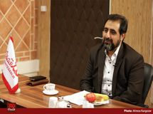مدیران بانکها، این نهادها را تبدیل به بنگاه اقتصادی کرده‌اند/ آنها فکر می‌کنند منابع بانکها ارثیه خانوادگی آنهاست