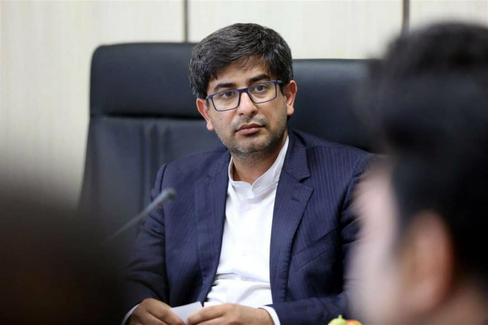 مدیریت ارز با اولویت قرار دادن کالاها/ باید جلوی ایجاد فاصله میان صنایع ایران و جهان را بگیریم