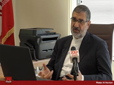 خسارت 34 هزار میلیارد تومانی کشور از حذف کارت سوخت!/ این حق نظام است که از آقای زنگنه بپرسد، چرا کارت سوخت را حذف کرد!/ 15 درصد بنزین کشور به دلیل حذف کارت سوخت قاچاق می‌شود