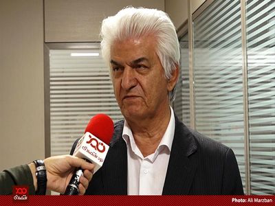 در ۱.۵ سال اخیر هر کسی خودرو ثبت نام کرده بود، ۲۰ تا ۲۰۰ میلیون تومان سود کرد/ بلایی سر صنعت خودرو آوردند که ترامپ هم نمی‌توانست این بلا را بیاورد