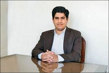 هر مرکزی که آمار مثبت اعلام کند، دولتمردان به آمار آن استناد میکنند/ مرکز آمار و بانک مرکزی برایشان فرقی ندارد!