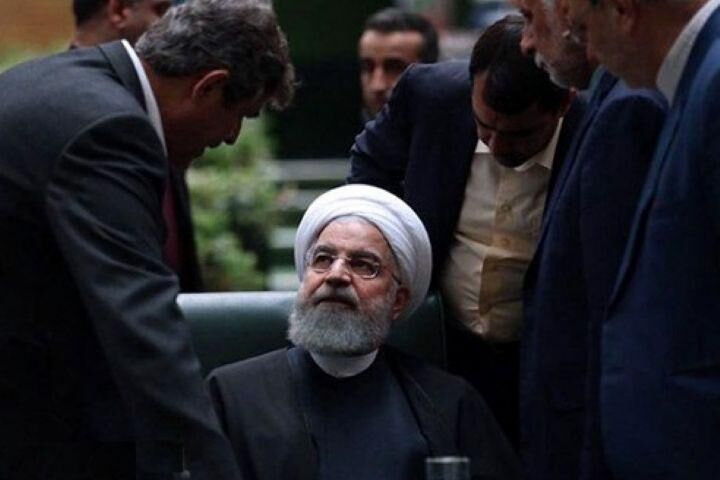 تیم اقتصادی دولت دوازدهم بی‌ثبات‌ترین تیم اقتصادی در بین دولت‌های بعد از انقلاب شد/ فقط نهاوندیان، زنگنه و نوبخت همچنان در مسئولیت خود هستند