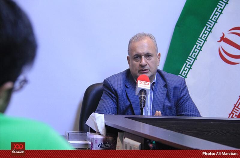 زنگنه در دو دوره وزارتش خسارات جبران ناپذیری به کشور وارد کرد