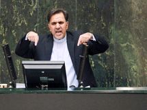 چرا وزارت راه گزارش سازمان بازرسی درباره دلایل حادثه قطار تبریز-مشهد را رد کرد؟