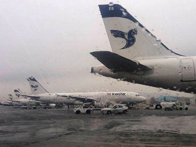 بارش شدید باران، برخی پروازهای امروز مهرآباد را لغو کرد