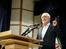 دولت مدام دست در جیب مردم می‌کند