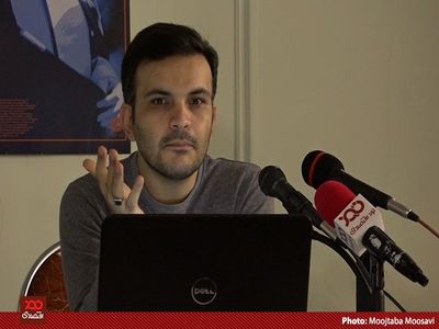 برای آقای روحانی نمودارهایی می‌کشند تا نشان دهند مشکل کسری بودجه با گرانی بنزین حل می‌شود!