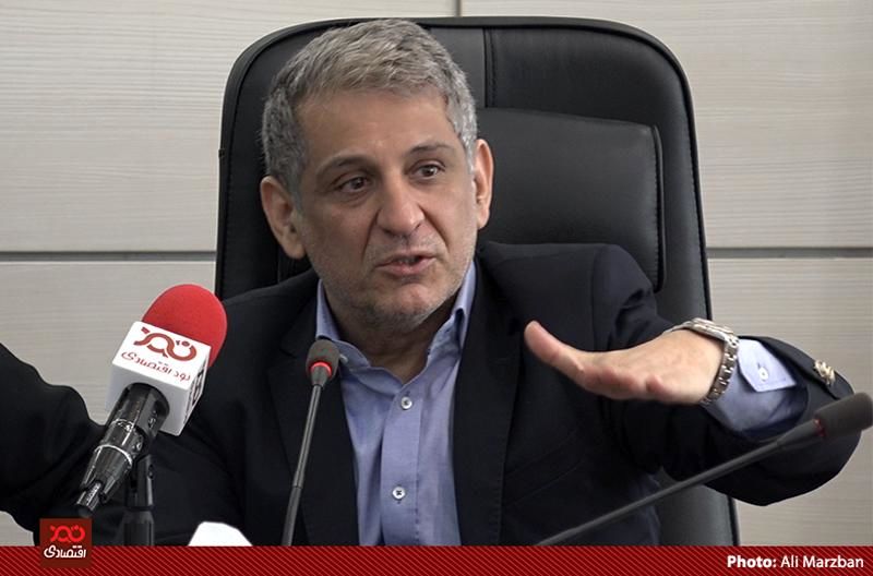 انگار نذر کردهایم هر چند سال یک بار ارزش پول ملی را به یک سوم کاهش دهیم!