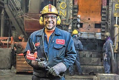 اجرای طرح طبقه‌بندی مشاغل برای کارگران ضروری است