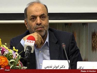 ادبیات آقای روحانی در ماجرای گرانی بنزین، ادبیات یک رئیس جمهور نبود!