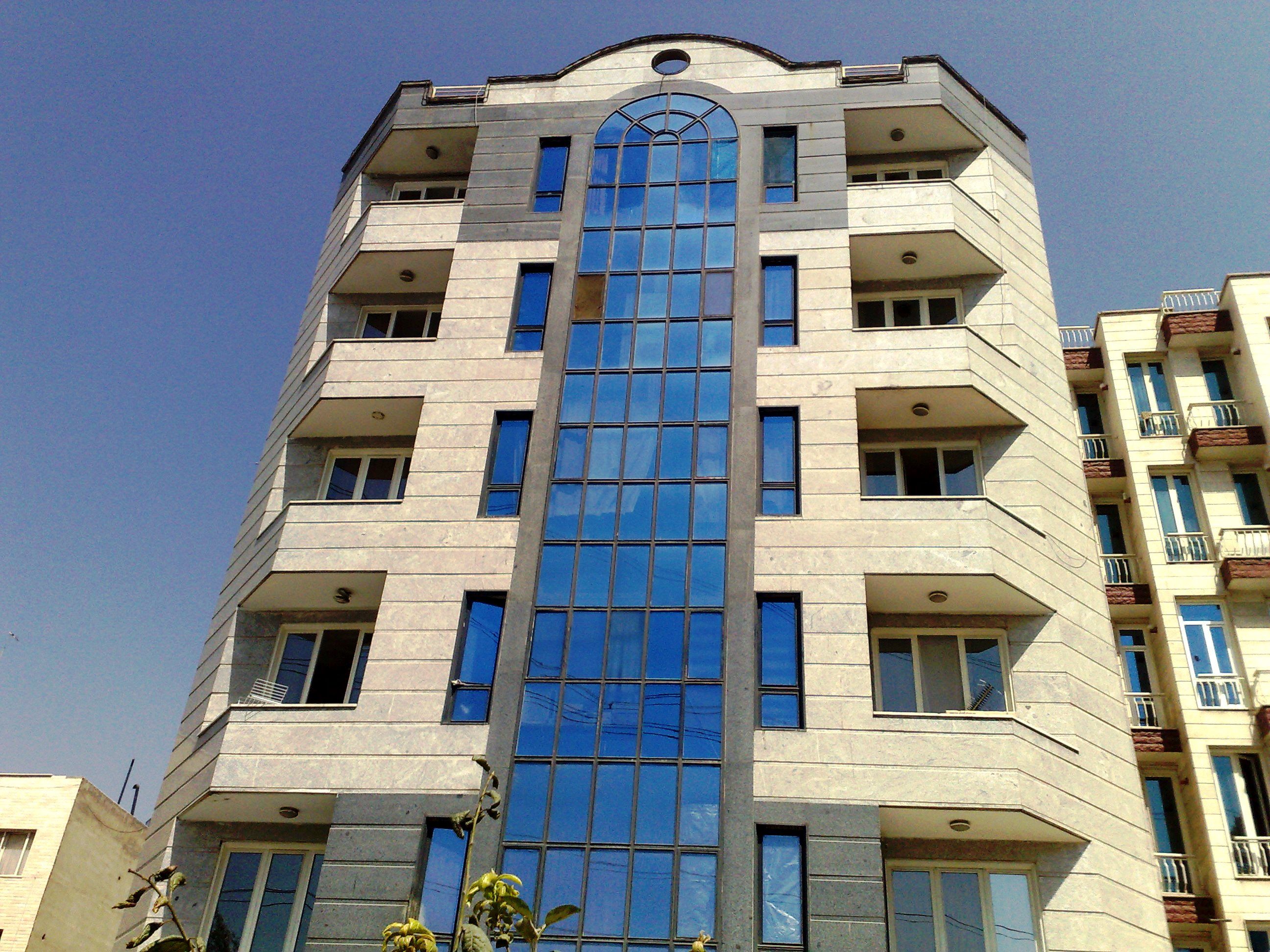 اتوبوسرانی تهران ۱۱ واحد آپارتمان مسکونی در نیاوران را به ایران خودرو دیزل داد!