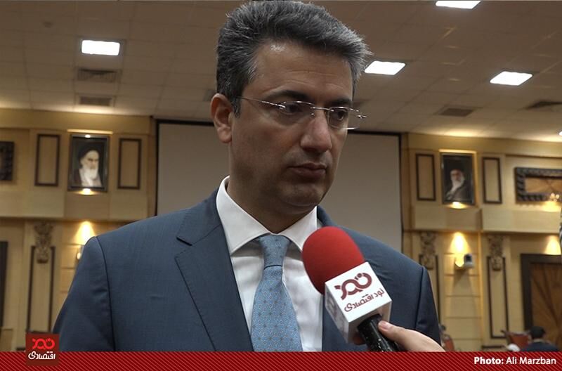 سوددهی بالای شرکت آقای معترض!/ پدرام سلطانی به چه چیز اعتراض می‌کند: به رشد ۹۳ درصدی فروش شرکت‌ش یا به دریافت ۱ میلیون دلار ارز ۴۲۰۰ تومانی؟