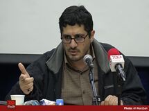دولت بدون توجه به ظرفیت‌های داخلی تنها راه نجات اقتصاد ایران را مذاکره با ترامپ می‌داند