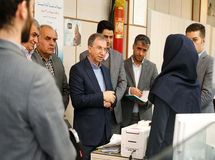 مشتری مداری باید مهم ترین مزیت رقابتی بانک دی شود