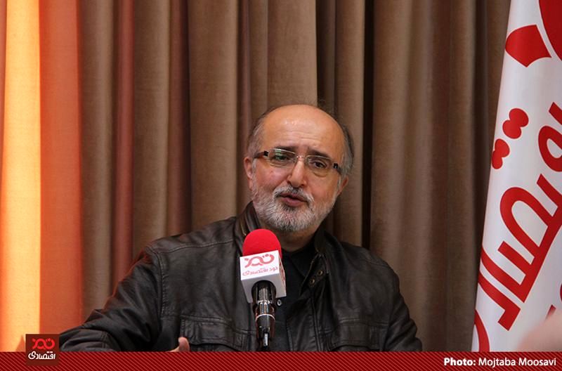 آمار رشد اقتصادی نشان دهنده بهبود زندگی مردم نیست/ این چه رشد اقتصادی است که مردم در آن محتاج کمک معیشتی دولت هستند
