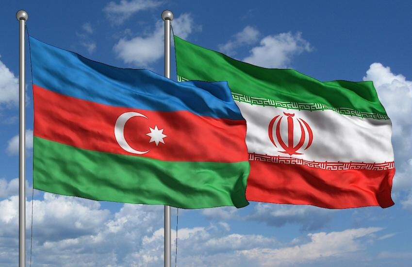 آذربایجان مرز‌های خود را بسته اما تردد باری ادامه دارد/ عمده واردات ایران از آذربایجان نهاده‌های دامی، کنجاله و سویاست