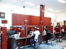 از مراجعه به شعب جز در موارد اضطرار اجتناب کنید