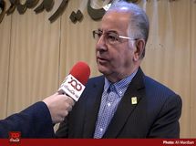 آقای روحانی ۷۰ درصد برنامه‌هایش را اجرا نکرد/ بانک‌ها، بیمه‌ها و سازمان مالیاتی، تولیدکننده را اذیت می‌کنند!