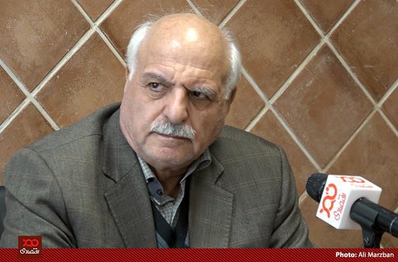 برخی از تولید کنندگان لباس به چرخه تولید ماسک اضافه میشوند/ هتلها، تالارها، سفرهخانهها و رستورانها به طور کامل تعطیلند