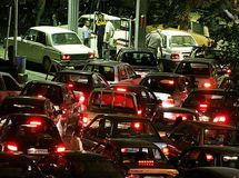تکذیب تعطیلی پمپ بنزینها