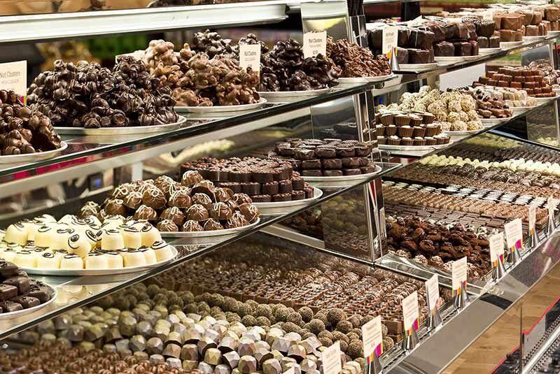 کرونا فروش شیرینی و شکلات را ۴۰ درصد کاهش می‌دهد