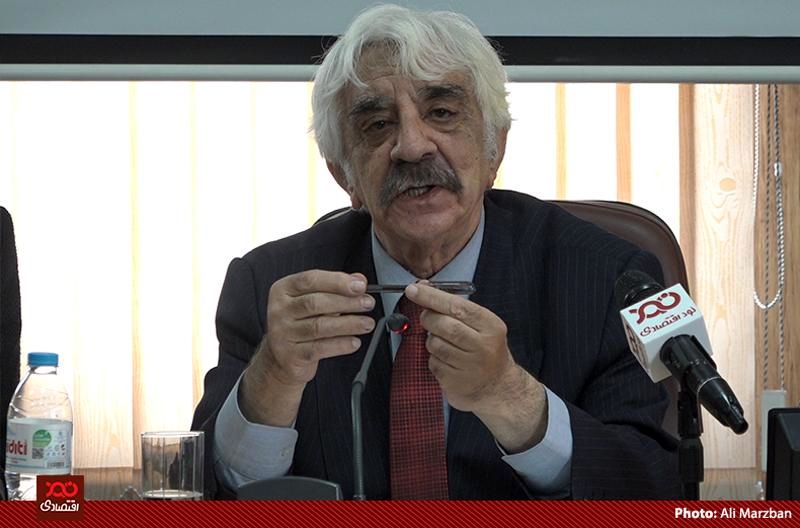 فریبرز رئیس دانا درگذشت