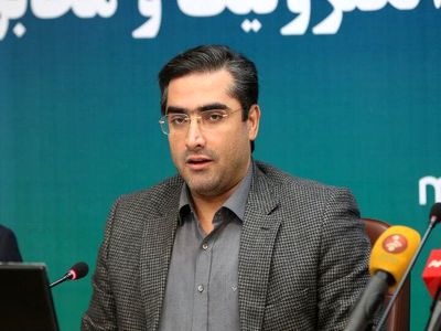 تامین ۱۵ هزار تن پارچه مورد نیاز تولید لباس‌های پزشکی و ماسک