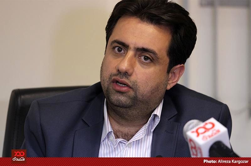 دولت به فکر شرکتهایی که در اثر کرونا کارمندانشان را اخراج کردند، باشد